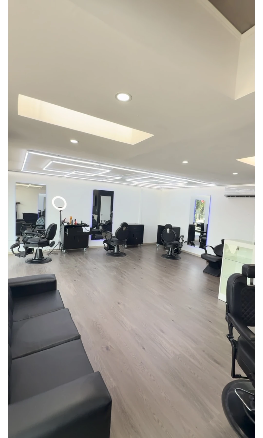 Interior Good Fade barbershop